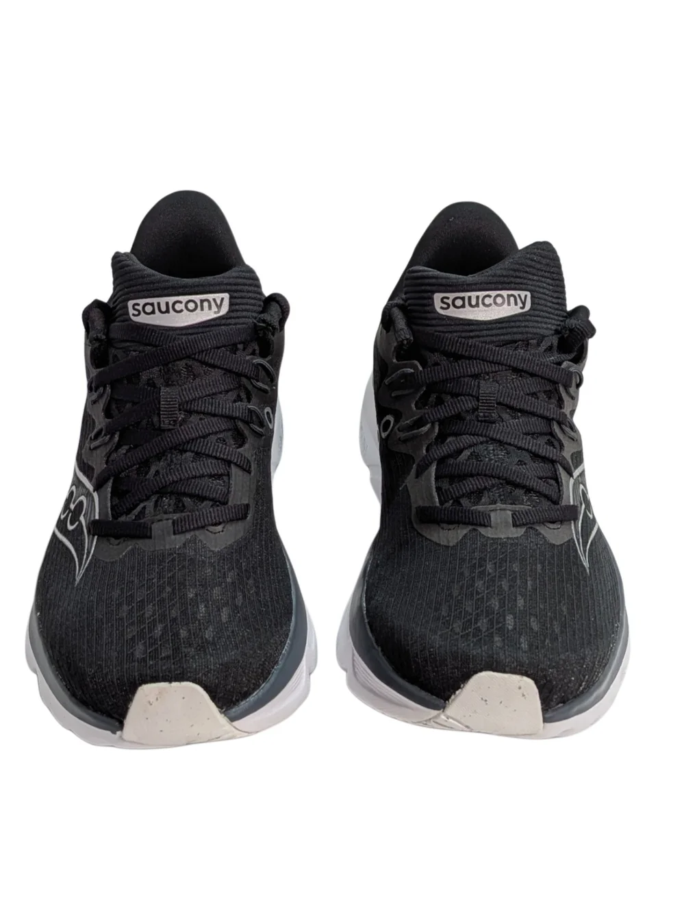 Saucony Kinvara 16 Women's Size 6 Black White Running Shoes S11020-200